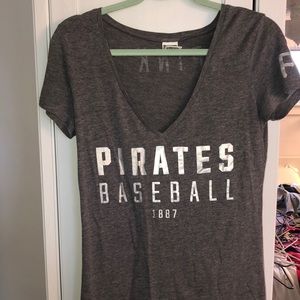 PINK Pirates grey V neck